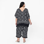 Tamsy Printed Top (Size XXL)- Black - White