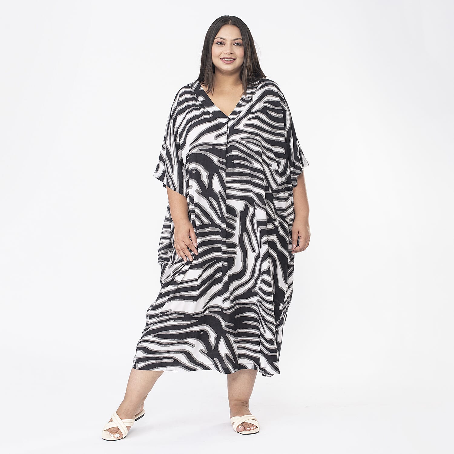 Tamsy 100% Viscose Midi Umbrella Dress with Pockets (Curve Size, 20-26) - White and Black