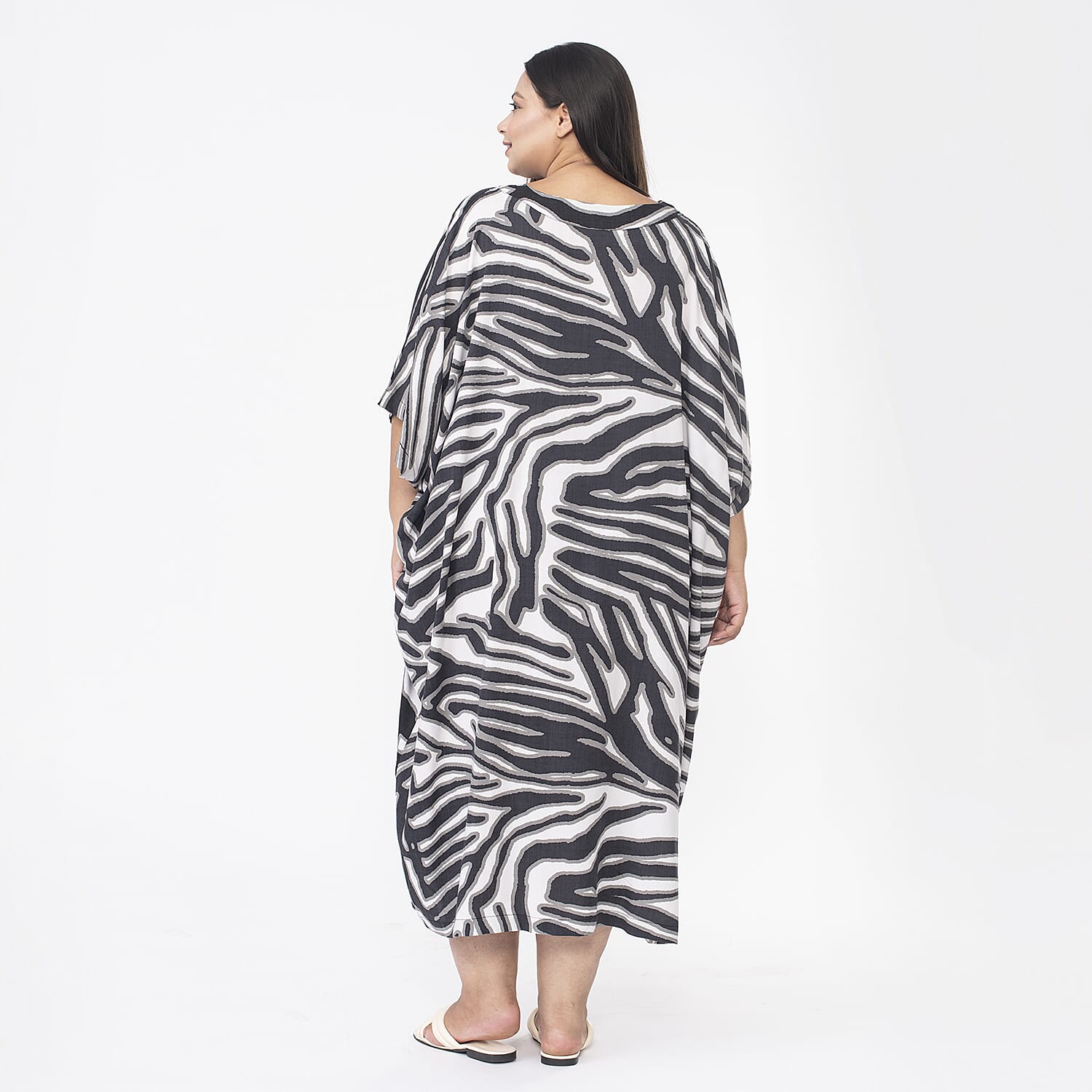 Tamsy 100% Viscose Midi Umbrella Dress with Pockets (Curve Size, 20-26) - White and Black