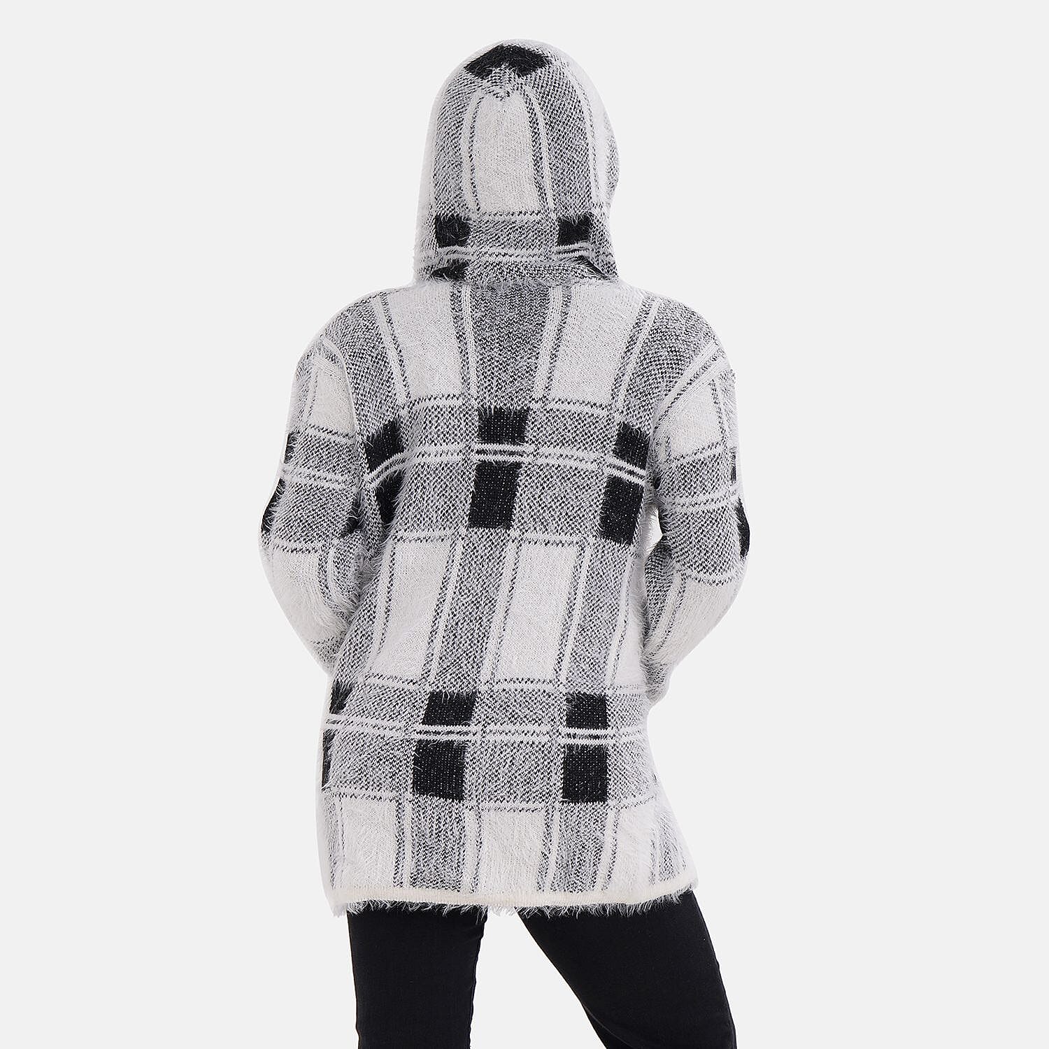 Check Pattern Winter Hoodie Coatigan (One Siz Upto 22) - Black - White