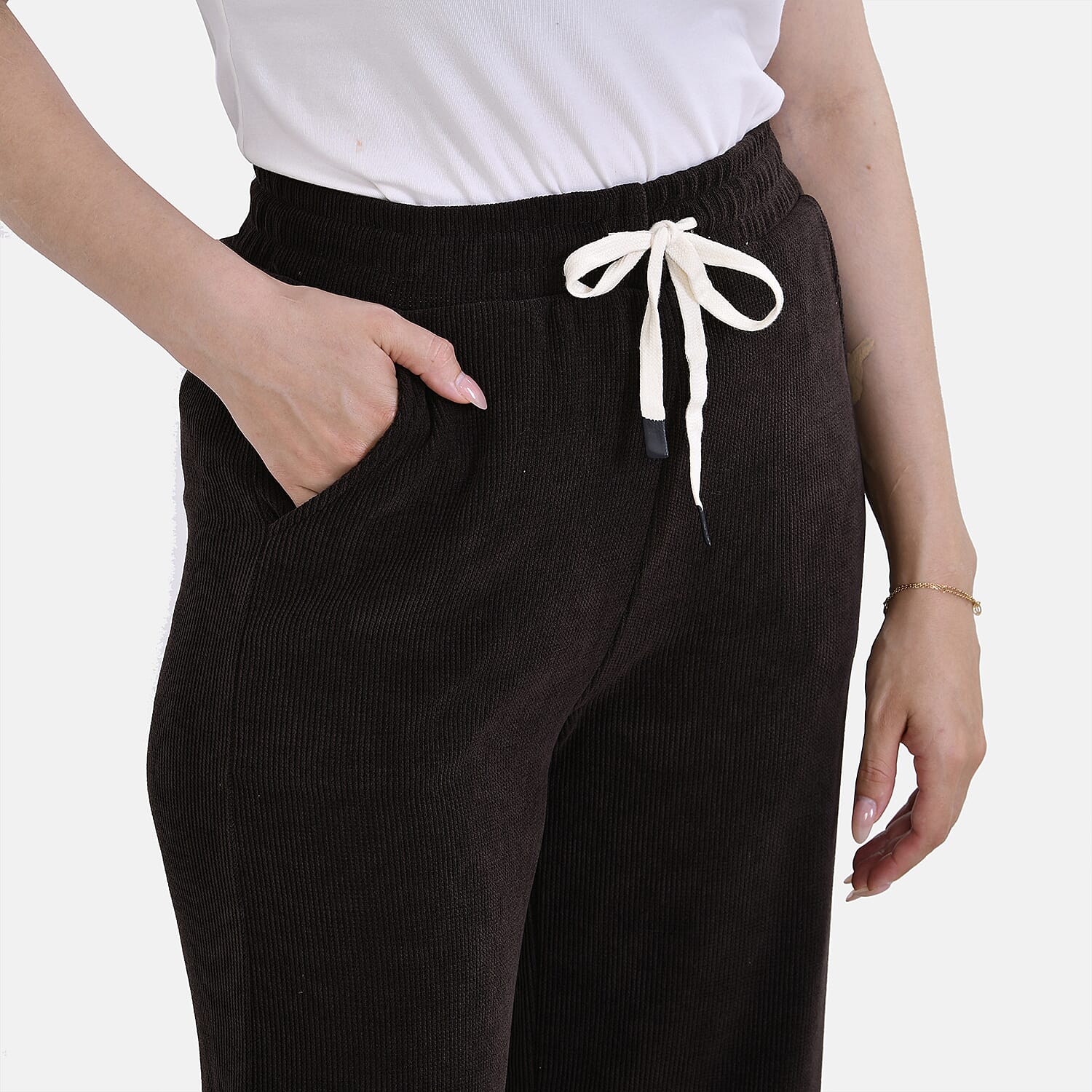 Tamsy Corduroy Trousers (Size 16 to 18) - Dark Brown