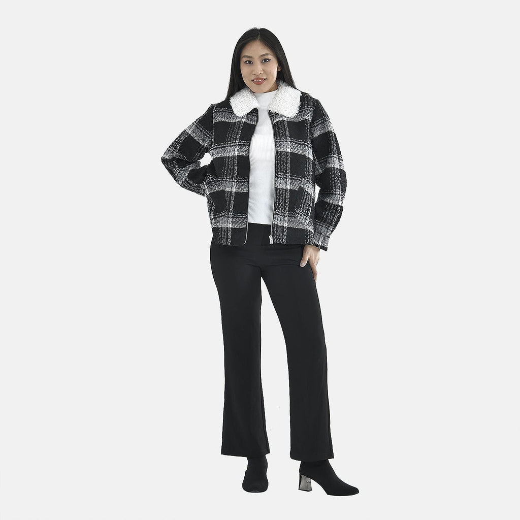 Tamsy Plaid Pattern Coat with Faux Fur Collar (Size M) - Black and White