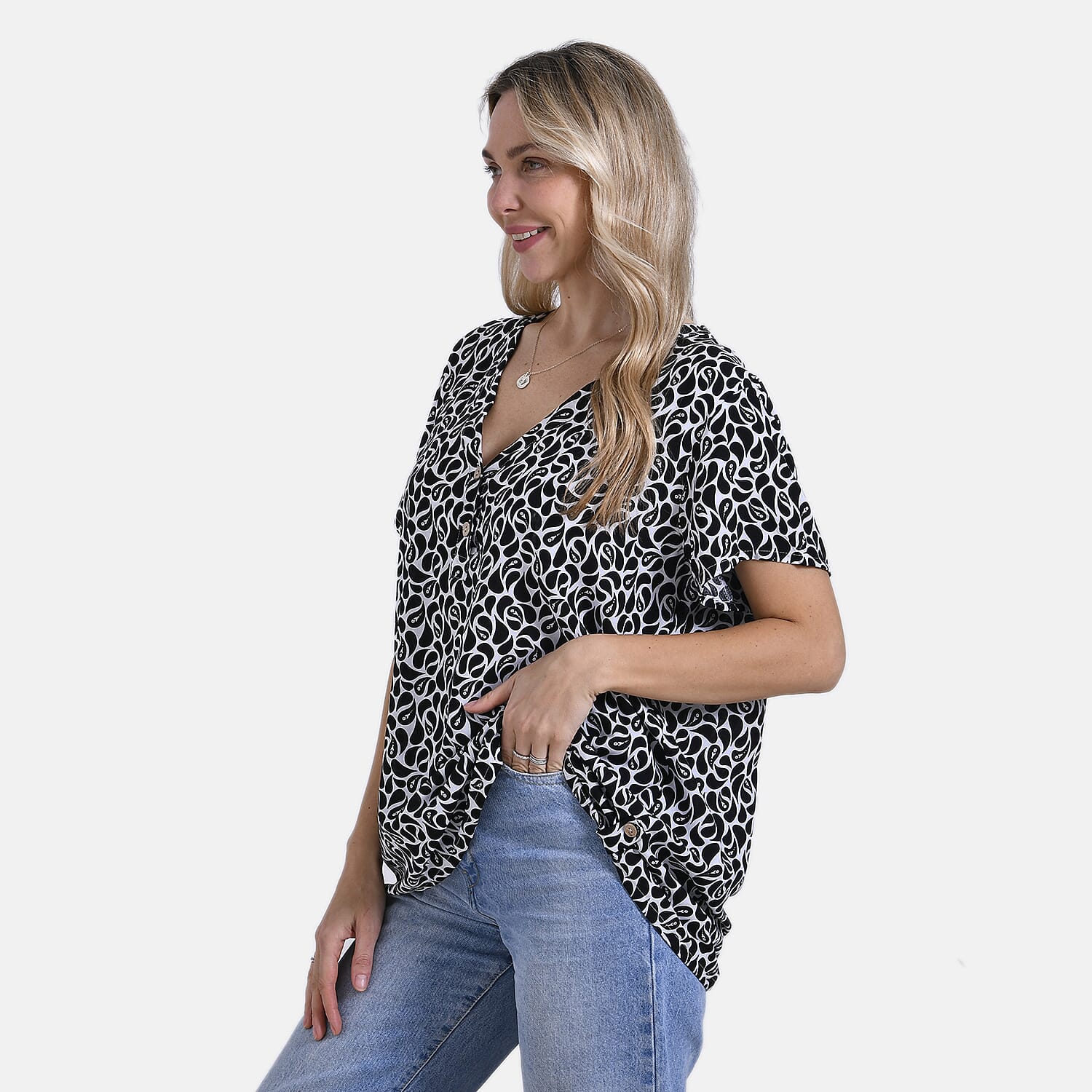 Tamsy Short Frill Sleeve V-Neck Relaxed fit Blouse (Size S-M) - White & Black