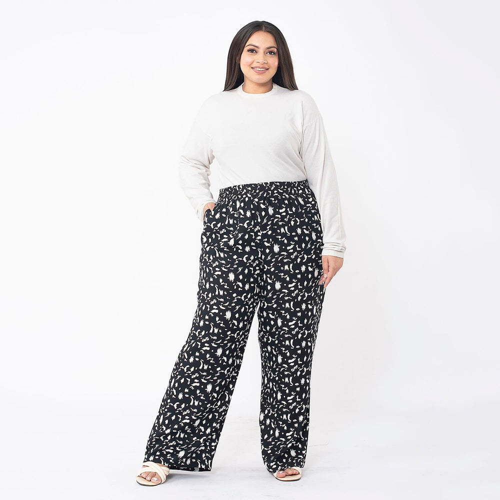 TAMSY Animal Print Trousers (Size L 16 - 18) - Grey