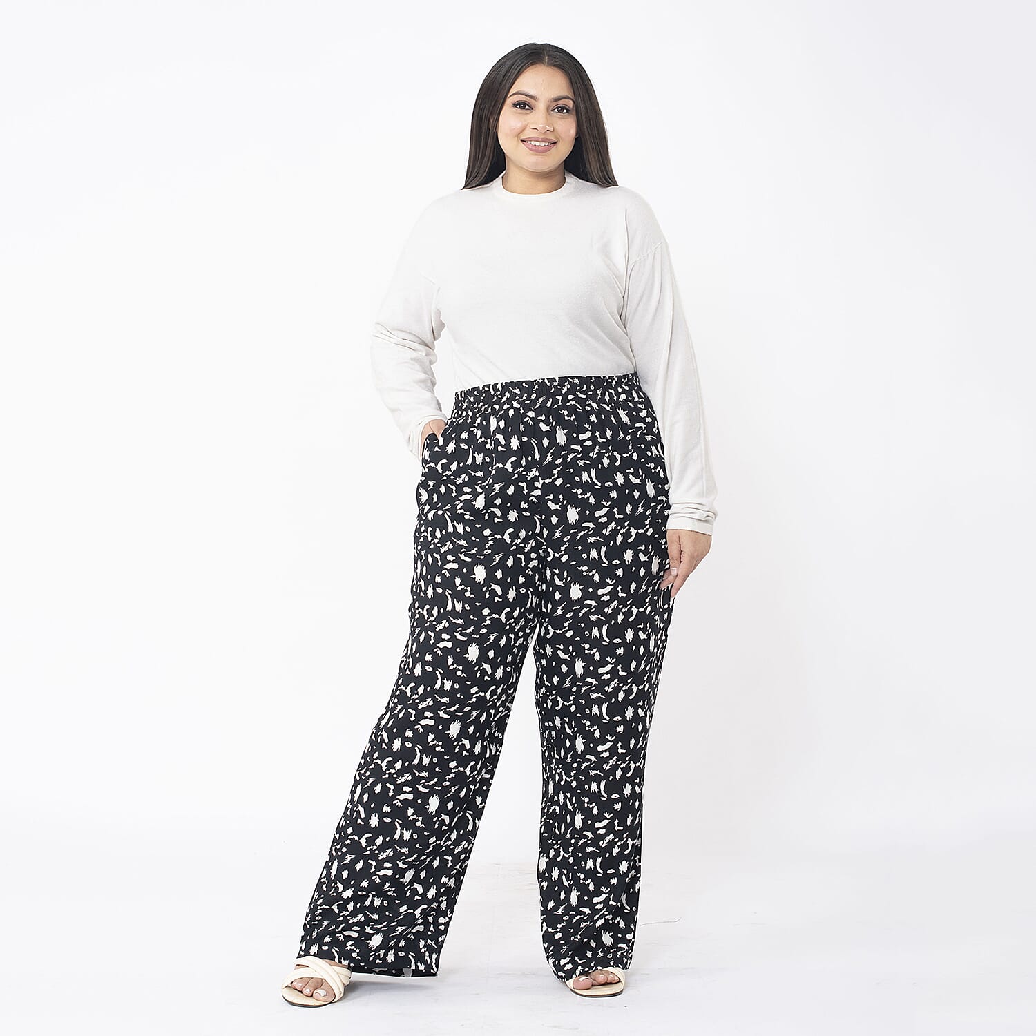 TAMSY Animal Print Trousers (Size L 16 - 18) - Grey