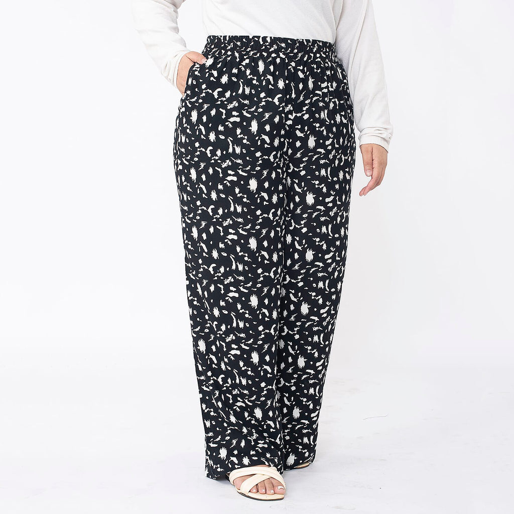 TAMSY Animal Print Trousers (Size L 16 - 18) - Grey