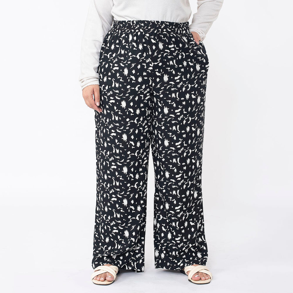 TAMSY Animal Print Trousers (Size L 16 - 18) - Grey