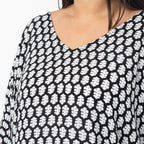 Tamsy 100% Viscose Cold Shoulder Longline Top (One Size Curve,20-26) - Black - Off White