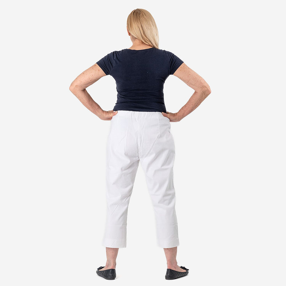 Tamsy White Stretch Twill Capri Jeans for Women - Cropped Fit (Size 18) - White