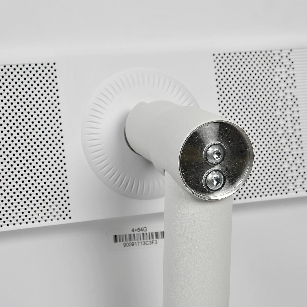 Tech Accessories (Size 1070x195 cm) - White & White