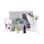 Close Out Deal - Gemstone Tree in Porcelain Vase with 10ml Essential Oil and Artificial Bouquet in Gift Box - Green Aventurine