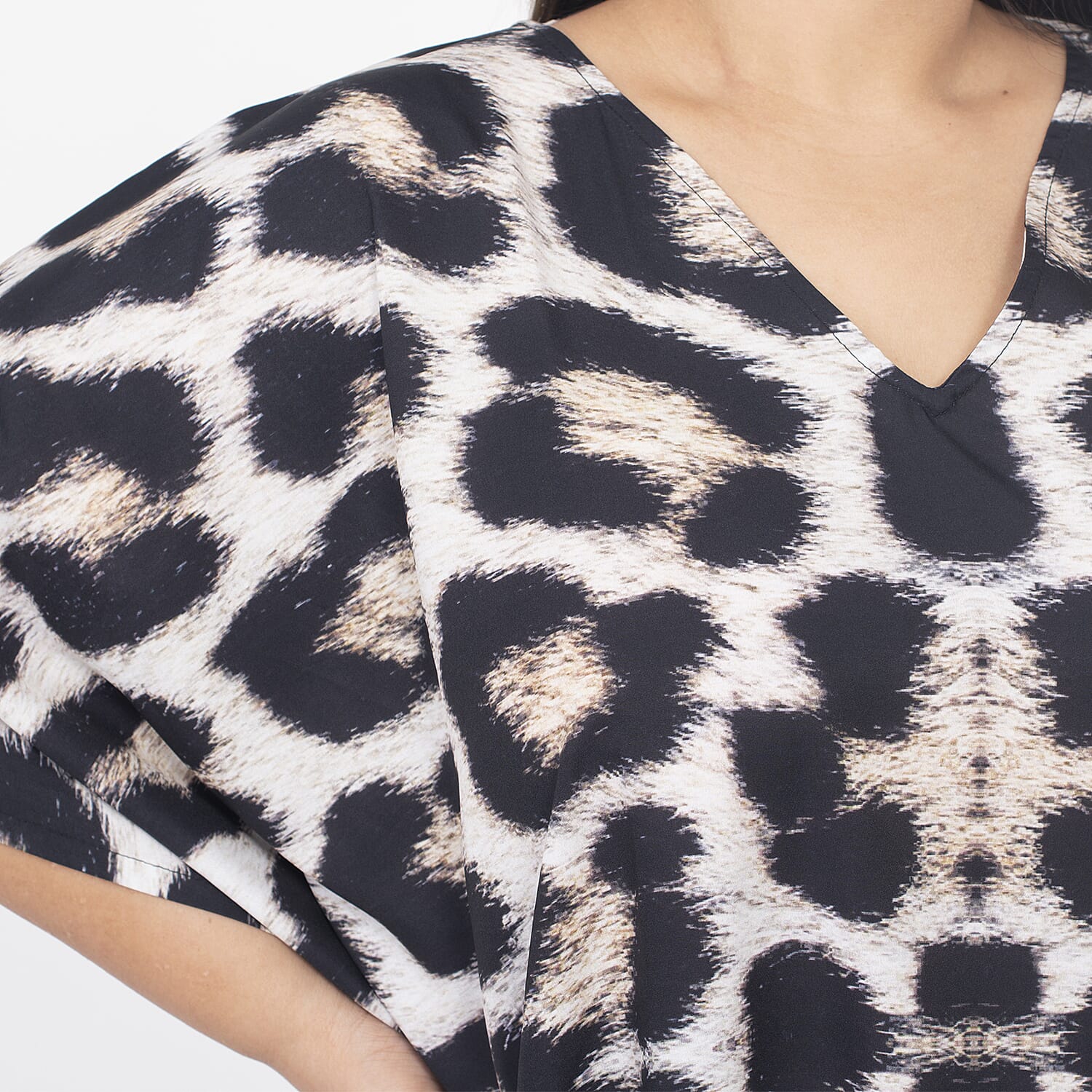 TAMSY Leopard Print Long Kaftan (One Size, 8-18) - Black