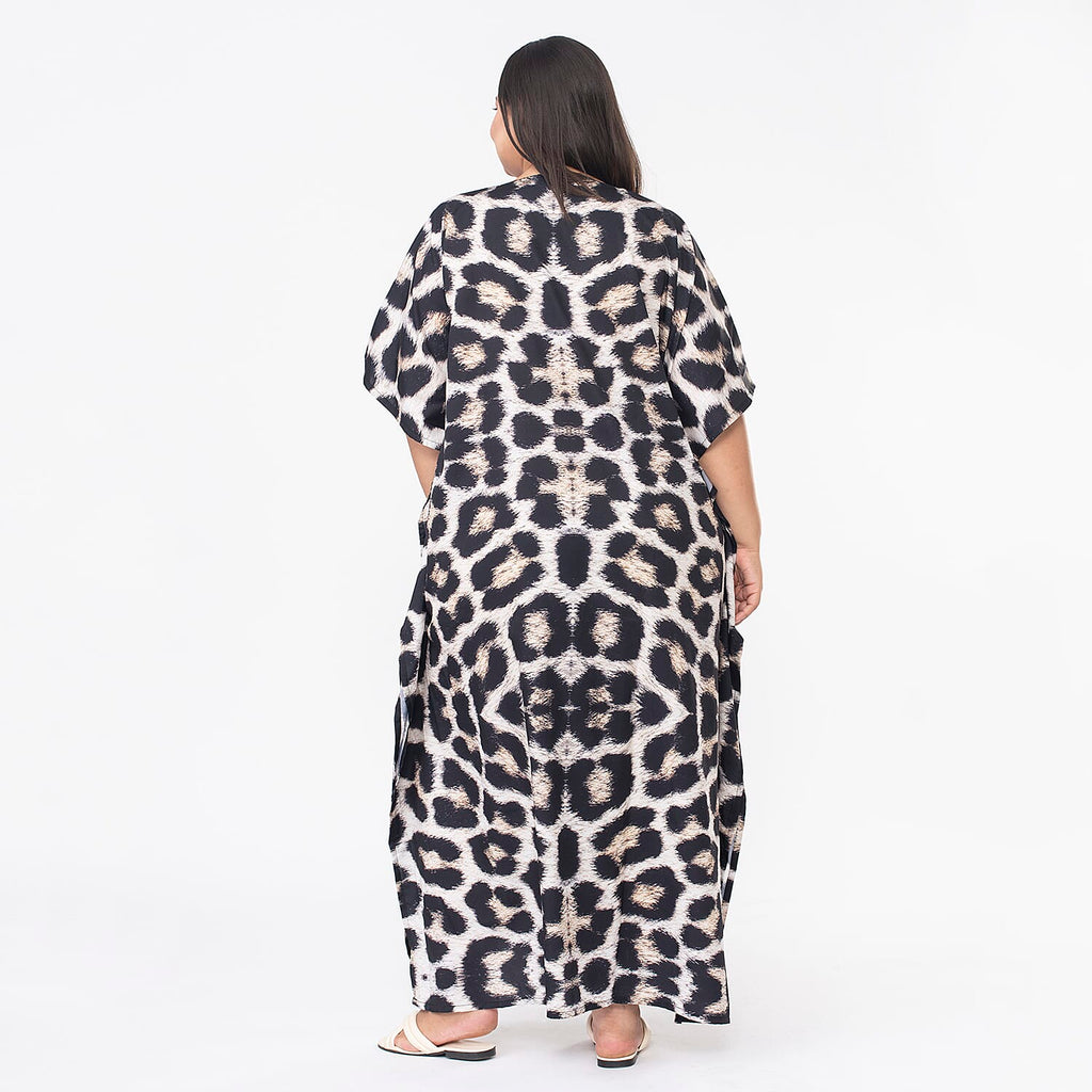 TAMSY Leopard Print Long Kaftan (One Size Curve, 20-26) - Black