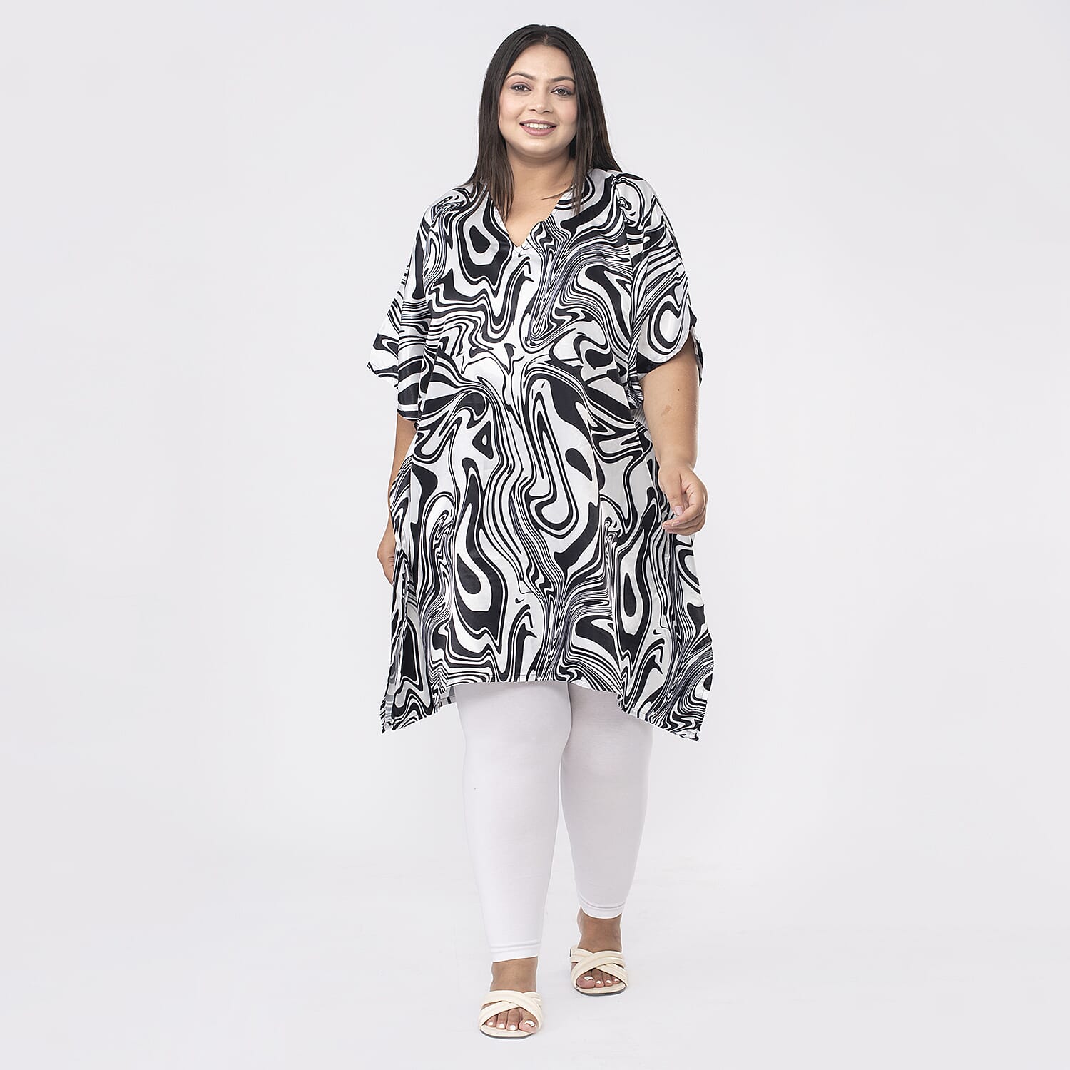 TAMSY - Satin Kaftan (Curve Size) - Black