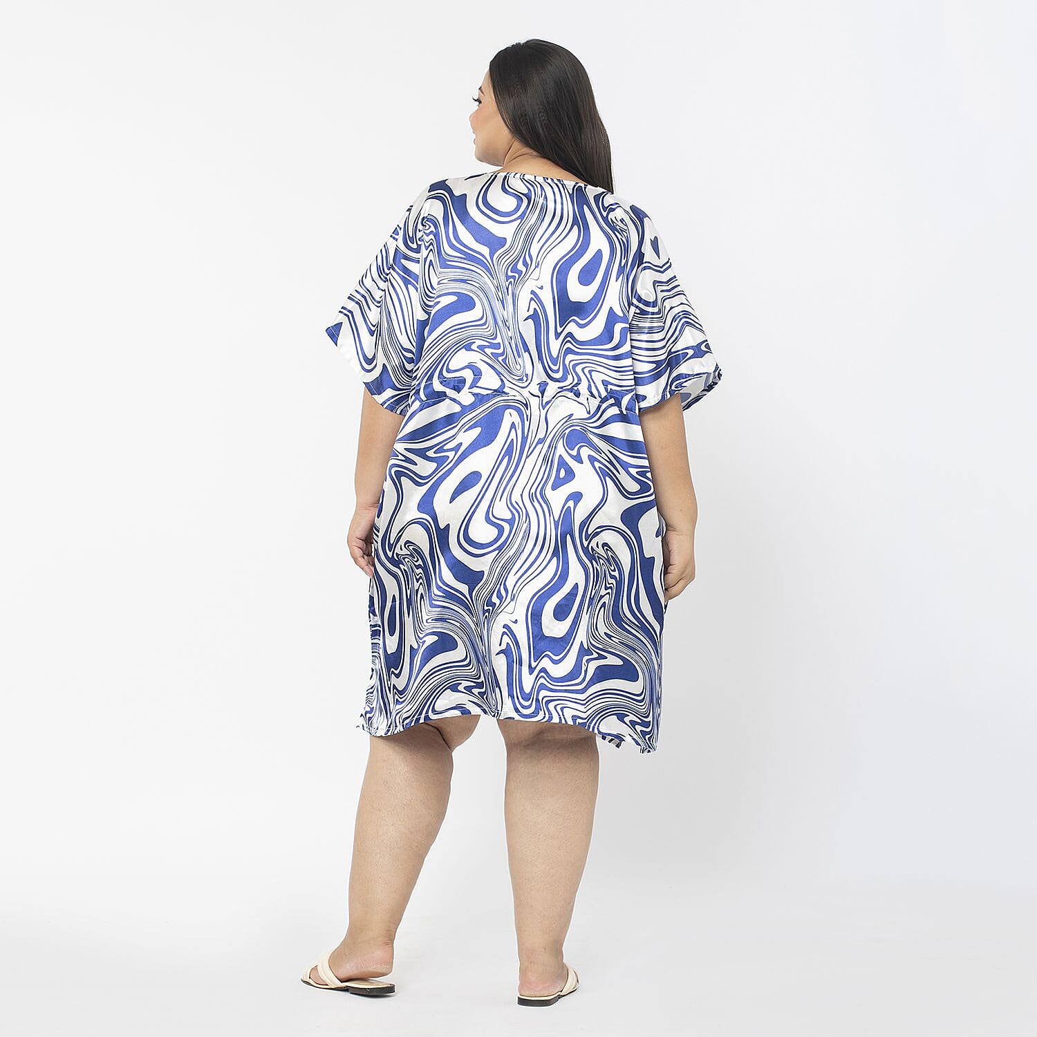 Tamsy Exclusive Swirl Print Short Kaftan (One Size Curve, 20-26) -Blue & White