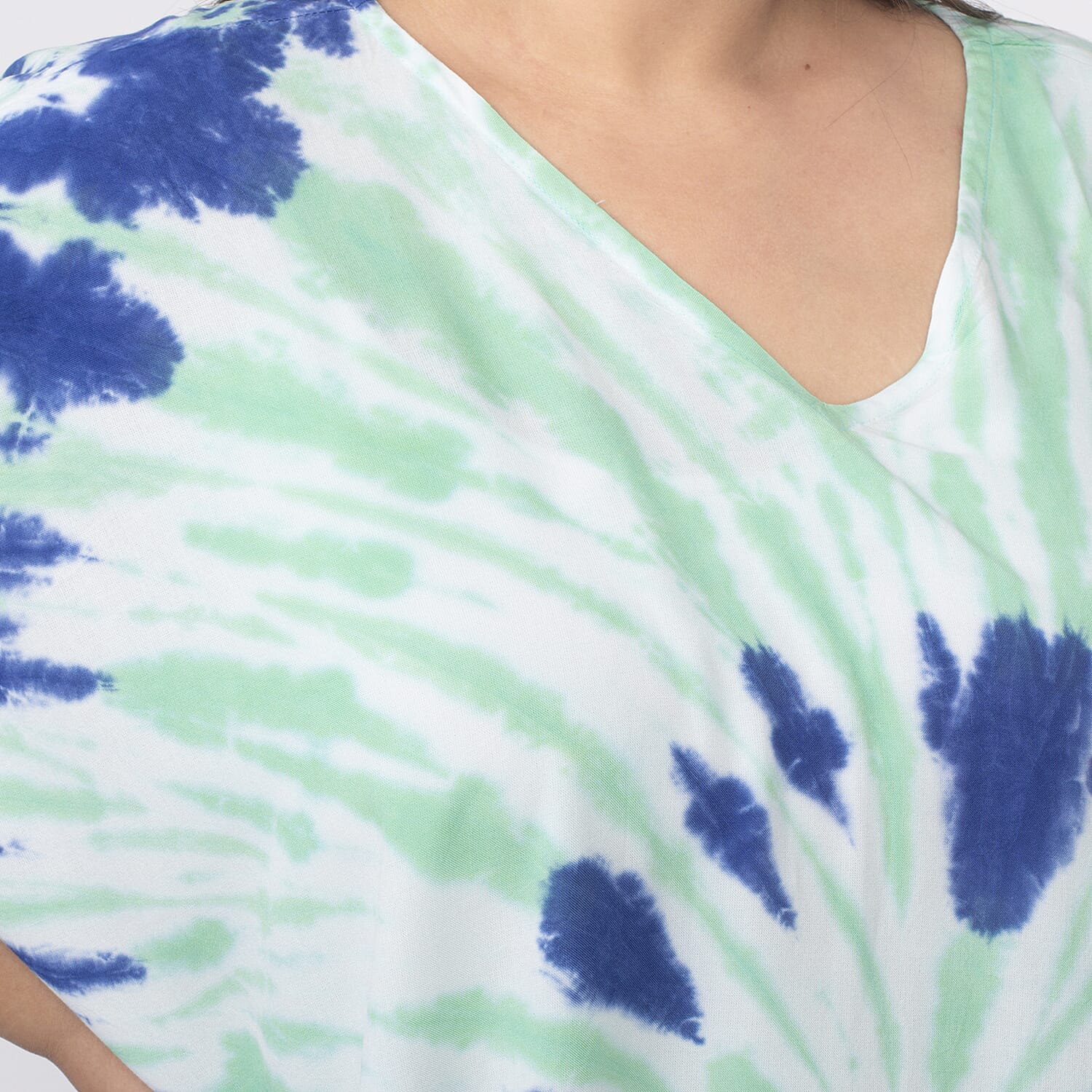 Tamsy 100% Viscose V-Neck Tie Dye Short Kaftan (One Size Curve,20-26) - Green and Blue