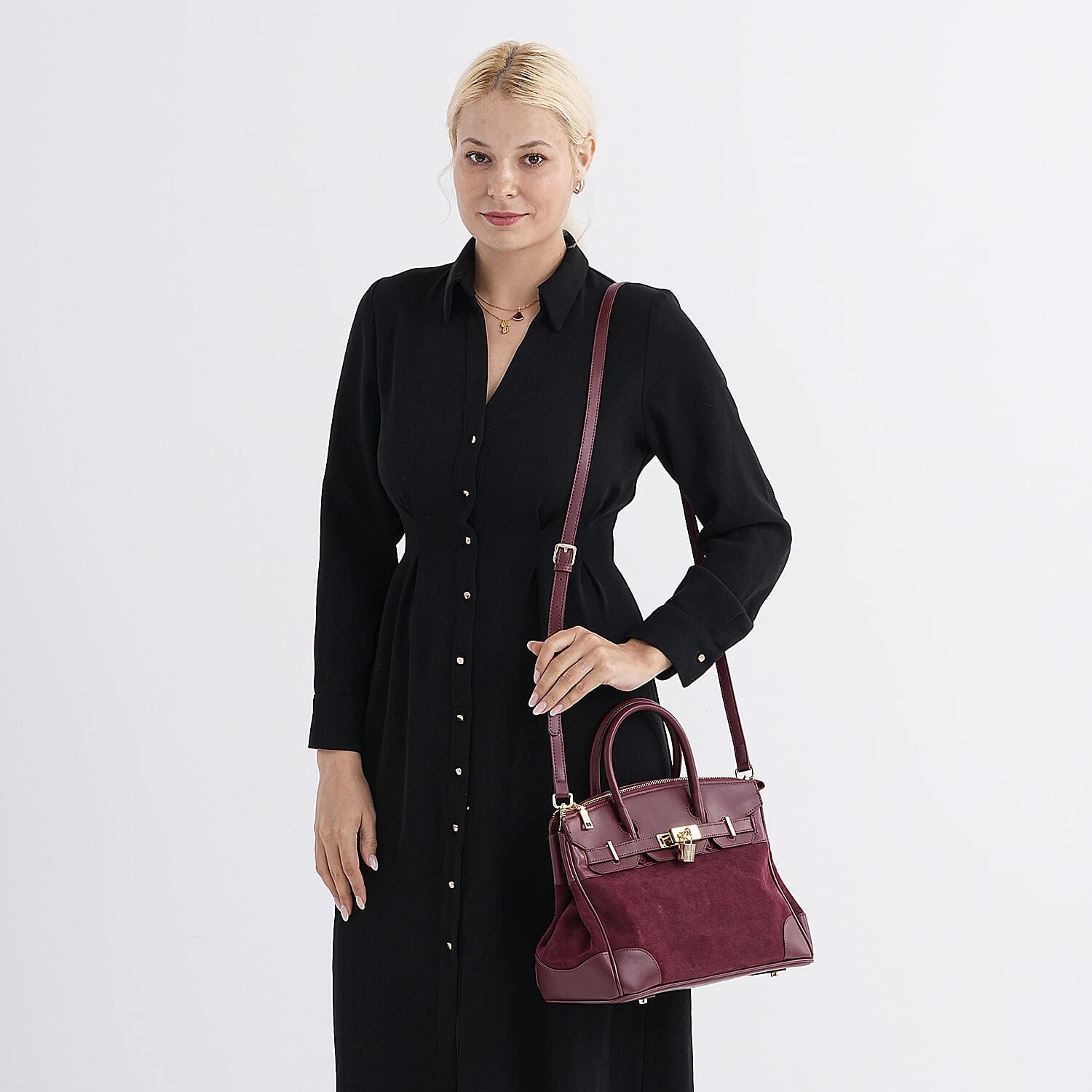 "Color-Burgundy Size-Profile- Genuine leather Crossbody bag with gift box Wall (exterior)-Genuine leather Lining (Interior)-PVC Pockets (exterior)-Zipped-1 Pockets (interior)-  Zipped-1,slip-1; Measur
