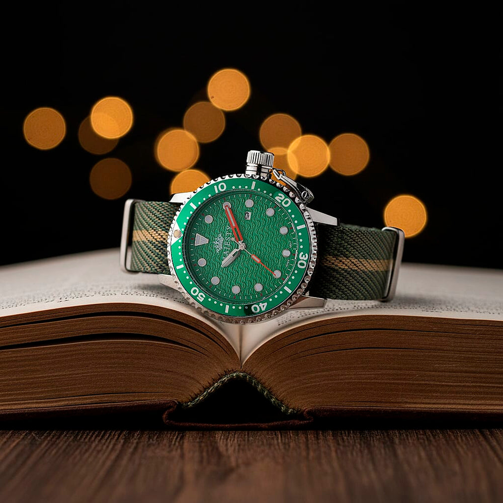 COLLECTORS EDITION -  -MAJESTY FIELDMASTER Quartz PC32 3ATM WR Green Hydraulic Dial - Silver Case Mens Watch with Green Nylon Strap