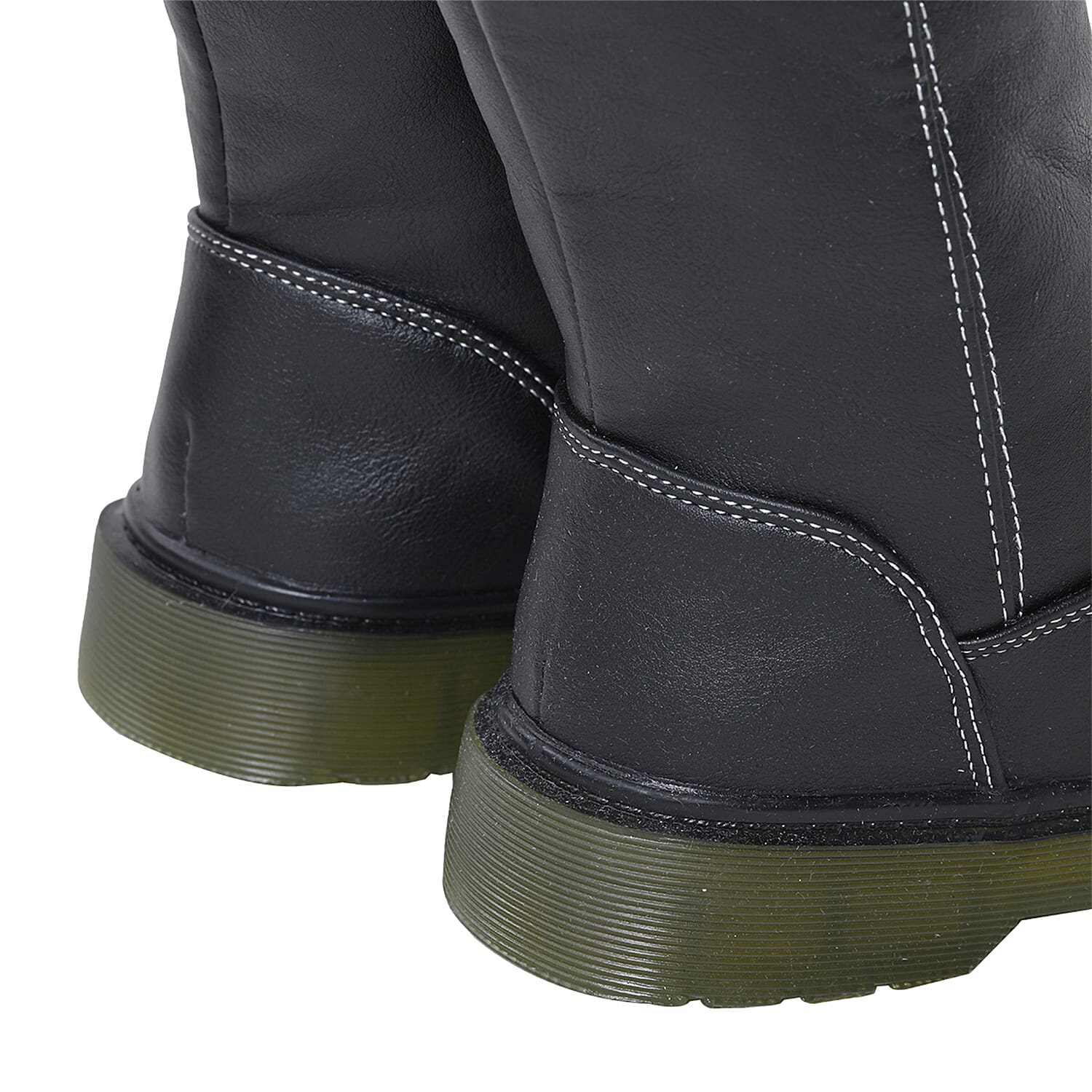 Faux Fur Inside Winter Boots (Size 6) - Black
