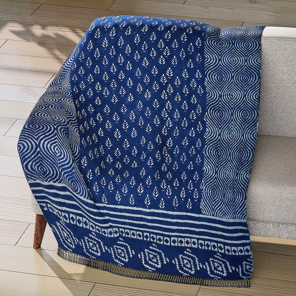 Luxury Edition - 100% Cotton Woven Hand Block Printed Throw with Tassels (Size 180x130 cm) - Blue and White