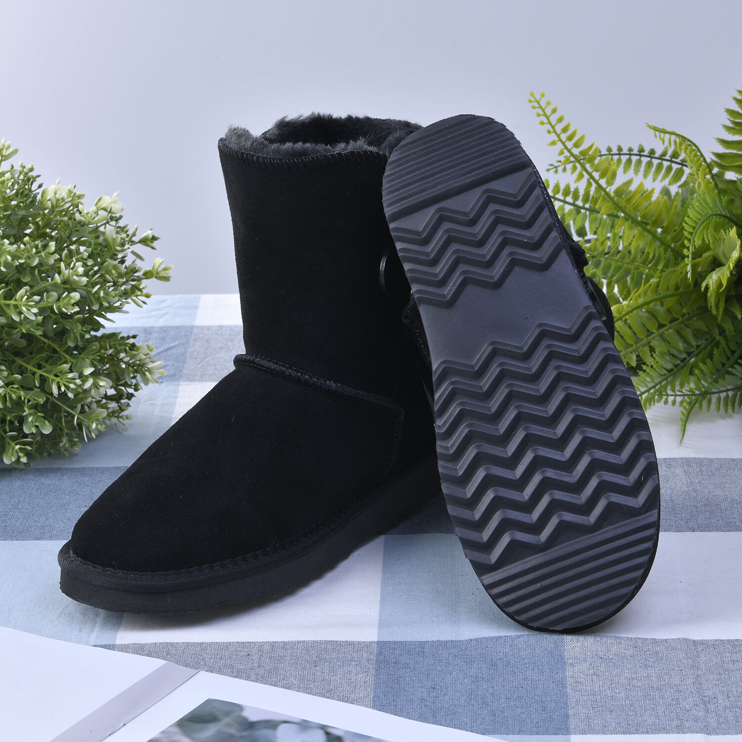 LA MAREY Genuine Suede & Faux Fur Lined Boots (Size 5) - Black